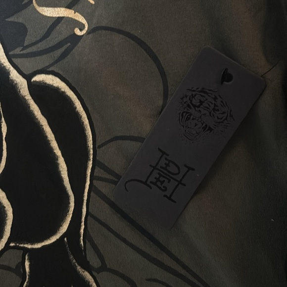 NWT Ed Hardy Men’s Long SleevesT-shirt size Large - Picture 7 of 12